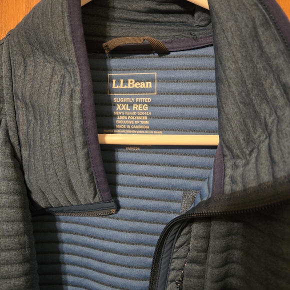 L.L. Bean Men's Ribbed Zip-Up Sweater in Navy - Picture 2 of 3